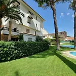 Apartmán Acogedor Con Terraza A 400m De La Playa - Hisp-236-134