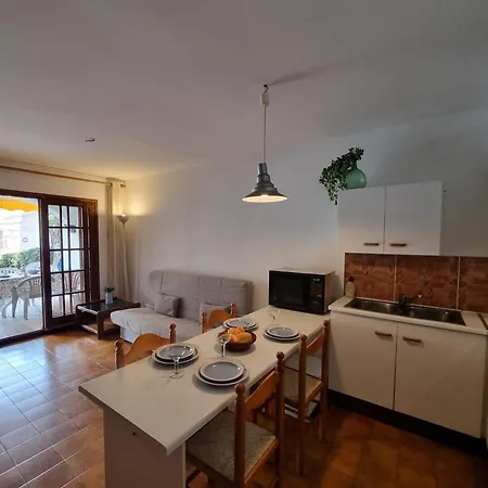 Acogedor Con Terraza A 400m De La Playa - Hisp-236-134 公寓