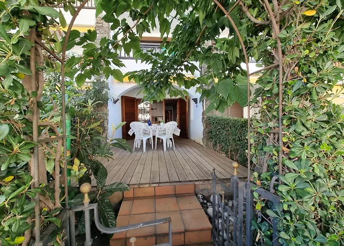 Acogedor Con Terraza A 400m De La Playa - Hisp-236-134 *